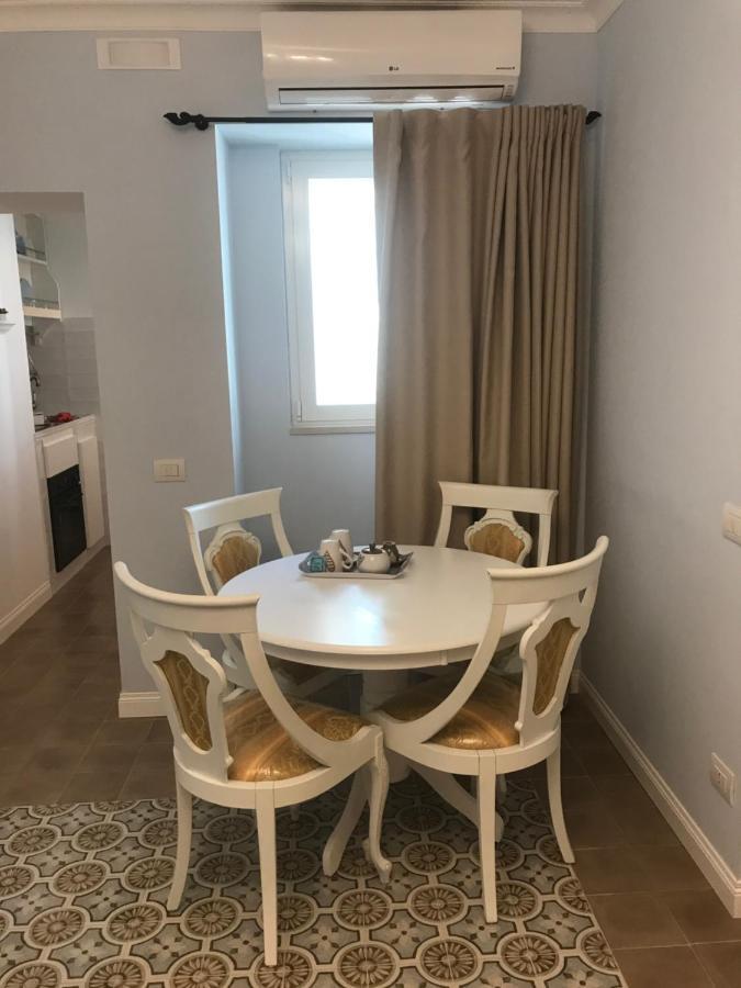 Apartamento Casa di Fló Bari Exterior foto