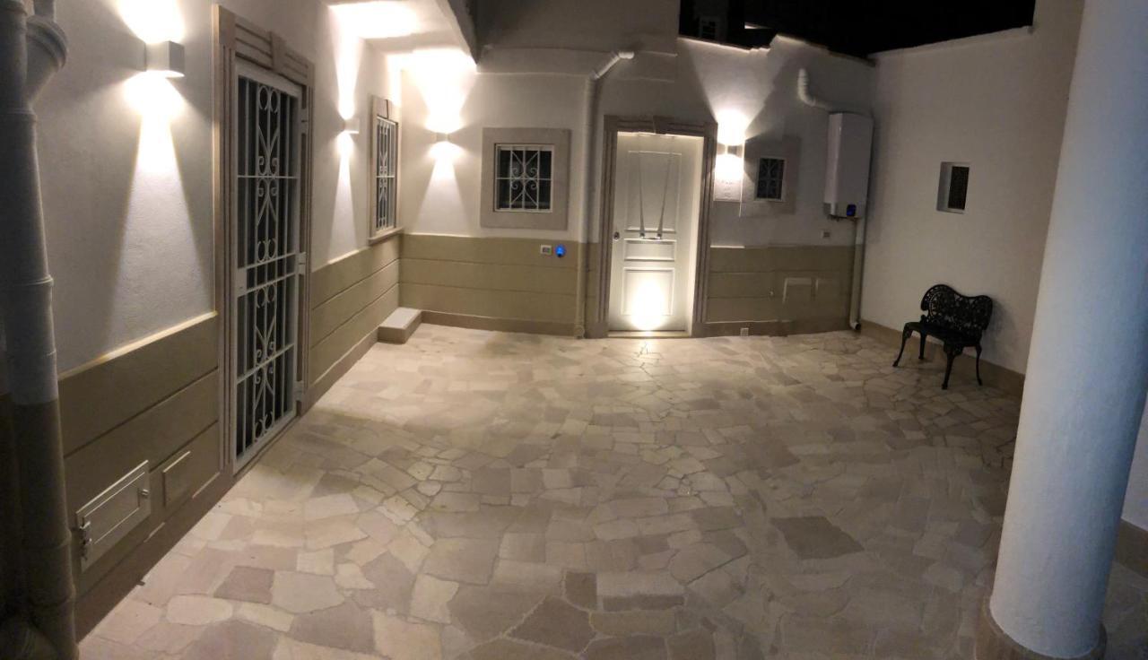 Apartamento Casa di Fló Bari Exterior foto